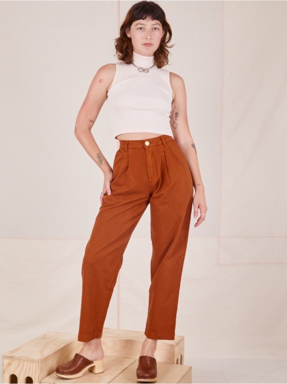 Big Bud Press High-Waist Straight Leg Pants in Rust